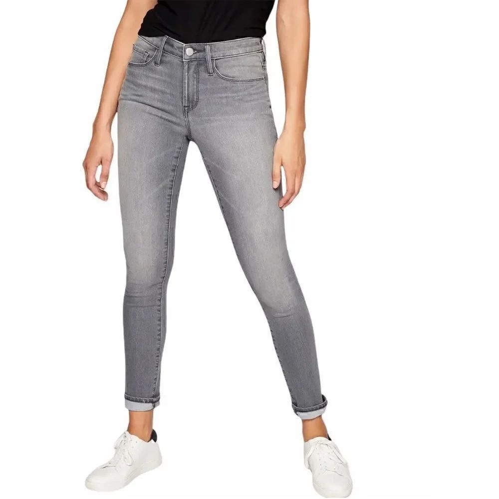 Athleta Sculptek Skinny Crop Jean frayed ankles Granite Wash Light Gray Mid Rise